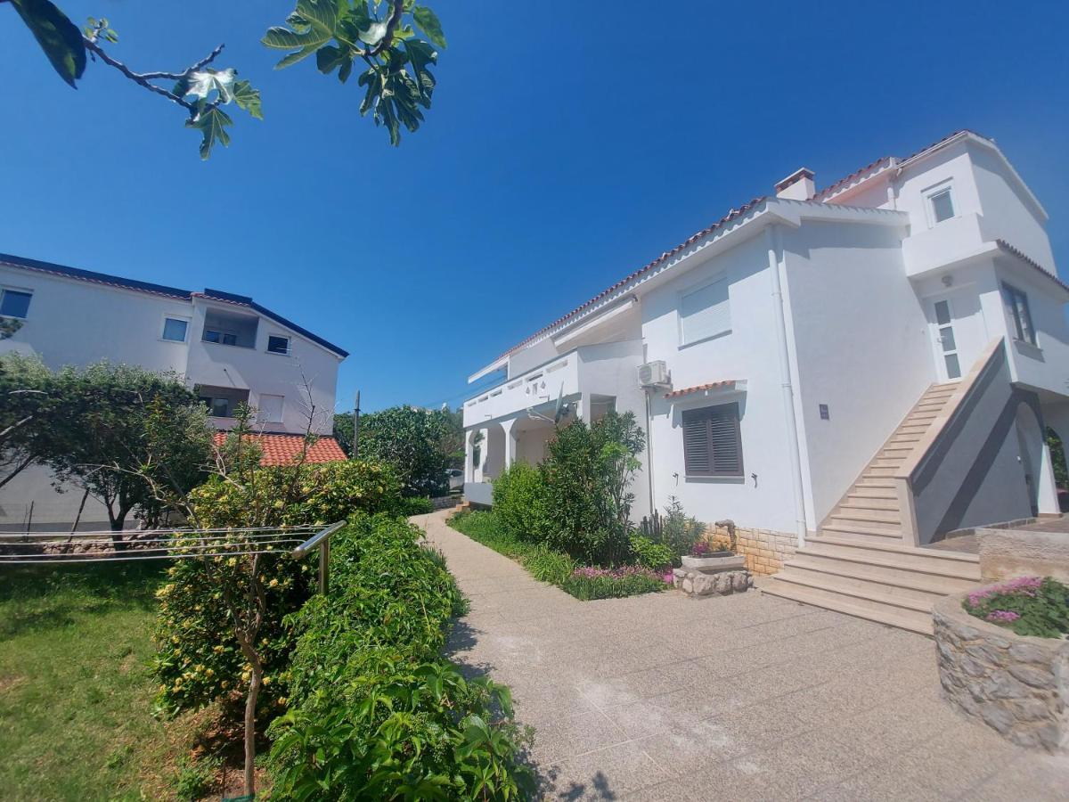 Apartments Kricin 14 Laura バスカ エクステリア 写真