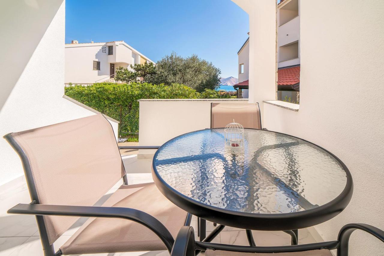 Apartments Kricin 14 Laura バスカ エクステリア 写真