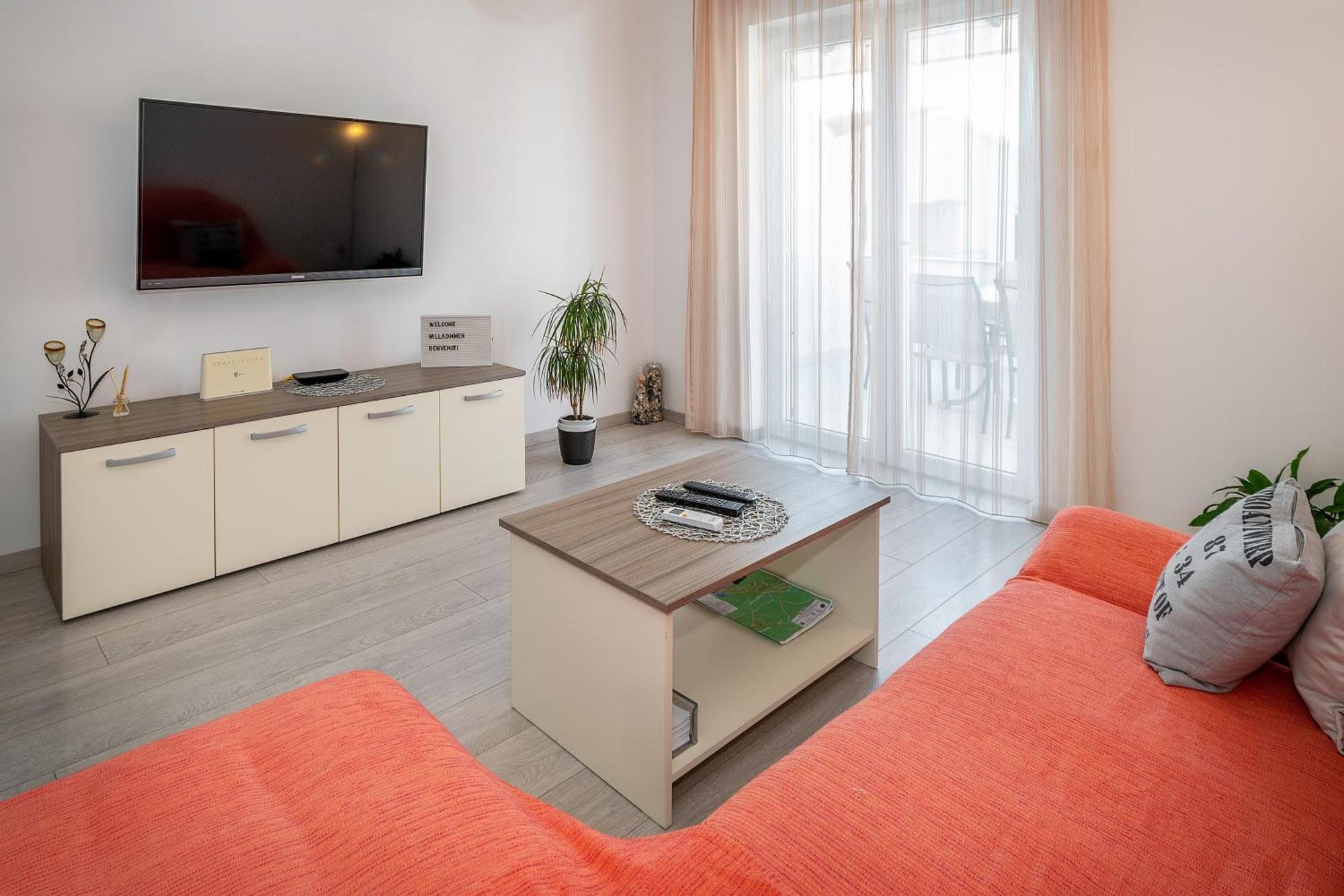 Apartments Kricin 14 Laura バスカ エクステリア 写真